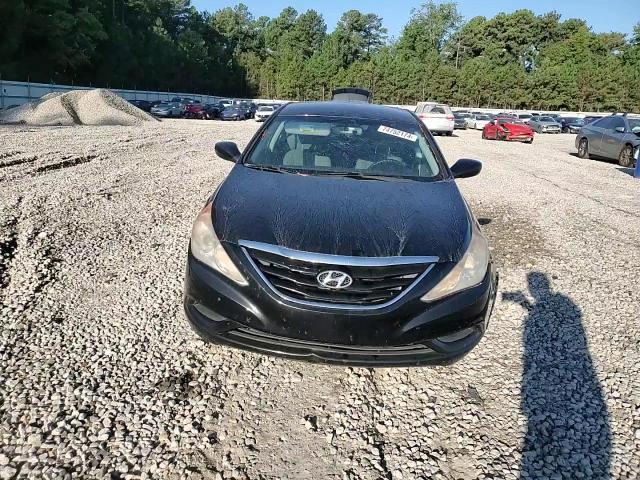 2011 Hyundai Sonata - Image 10