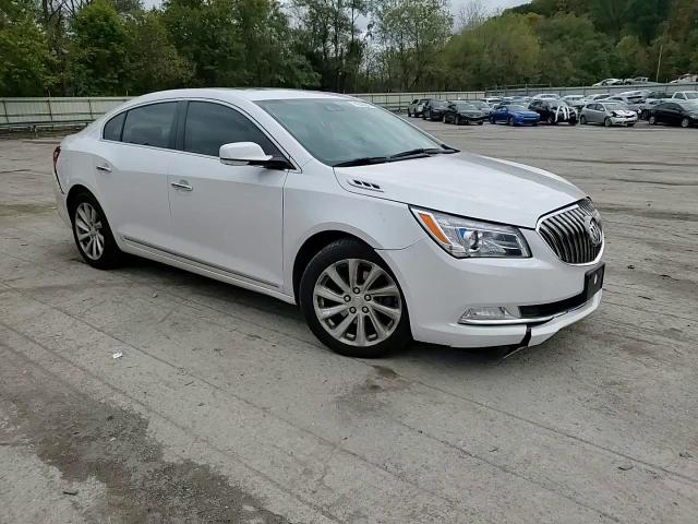 1G4GB5G38FF173692 2015 Buick Lacrosse