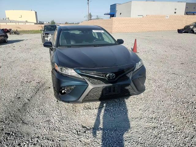 4T1B11HK8JU592528 2018 Toyota Camry L