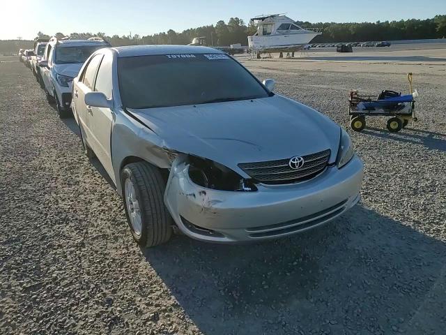 2003 Toyota Camry Le VIN: 4T1BE30K23U734824 Lot: 76421974