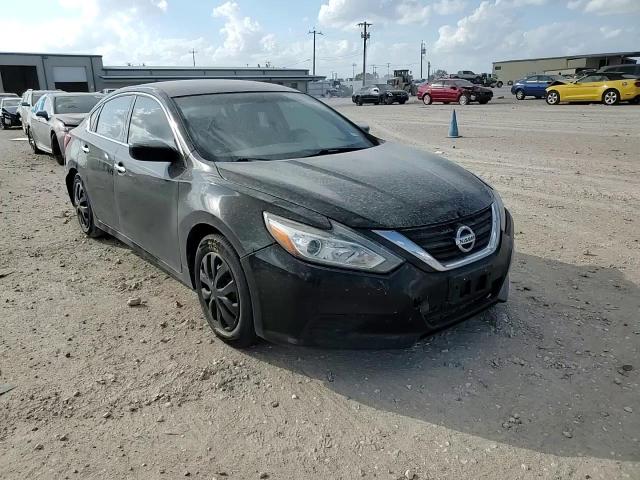 2017 Nissan Altima - Image 11