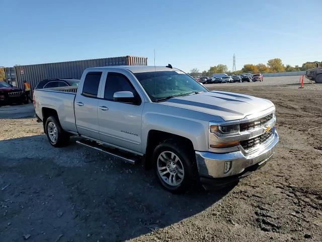 2016 Chevrolet Silverado - Image 13