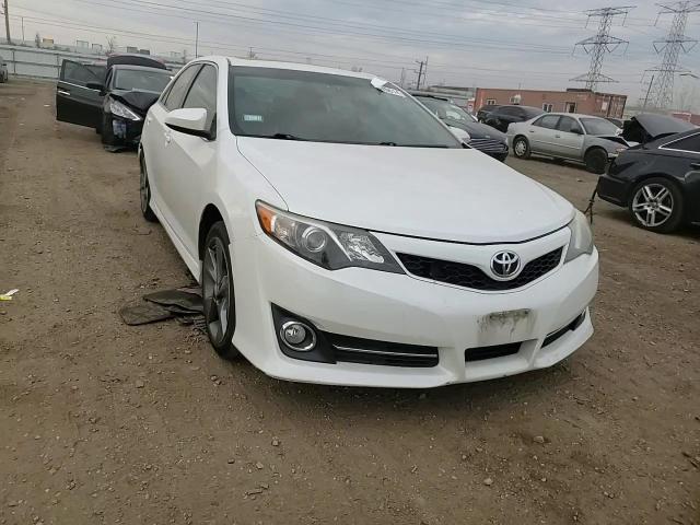 2012 Toyota Camry - Image 11