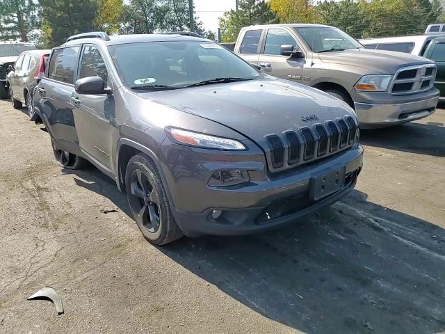 2018 Jeep Cherokee Latitude VIN: 1C4PJMCB3JD589622 Lot: 75349034