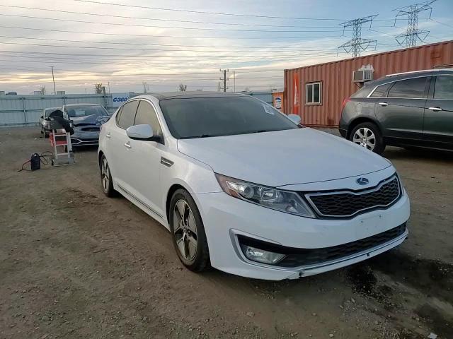 2012 Kia Optima - Image 11