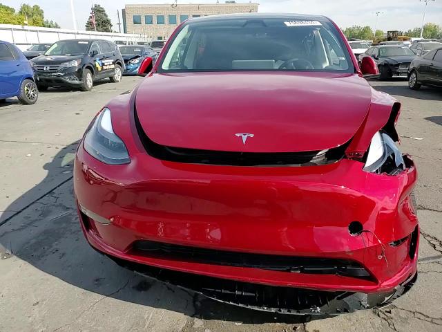 2024 Tesla Model Y VIN: 7SAYGDEE5RA255736 Lot: 75698434