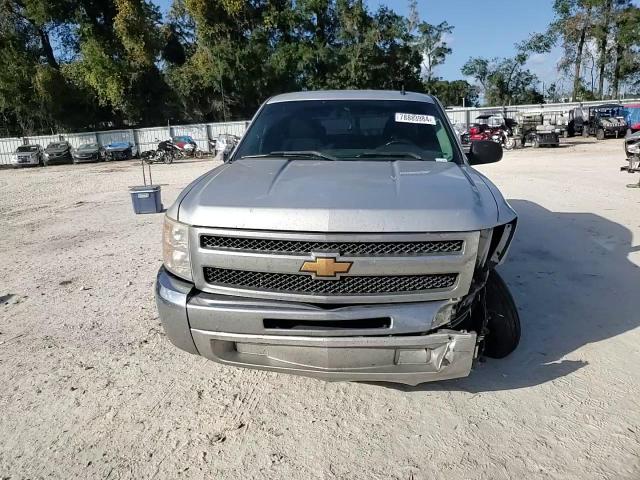 2013 Chevrolet Silverado - Image 11