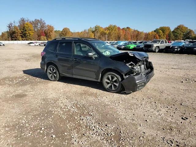 2017 Subaru Forester 2.5I Premium VIN: JF2SJAGC1HH567781 Lot: 76702634