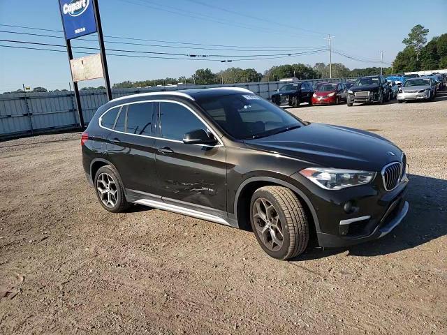 2016 BMW X1 - Image 11