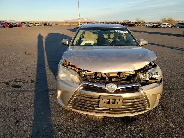 2016 Toyota Camry - Image 11