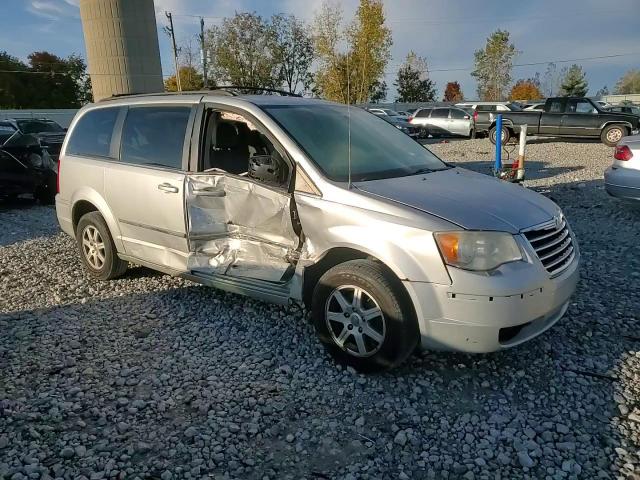 2010 Chrysler Town & Country Touring VIN: 2A4RR5D11AR478796 Lot: 75712764