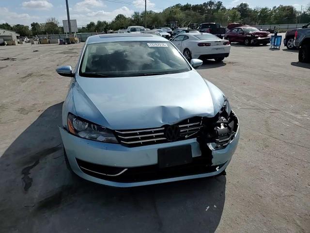 1VWCH7A3XCC073870 2012 Volkswagen Passat Sel