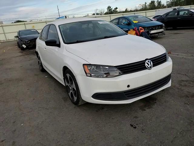 2011 Volkswagen Jetta Base VIN: 3VW1K7AJ3BM070359 Lot: 75339954