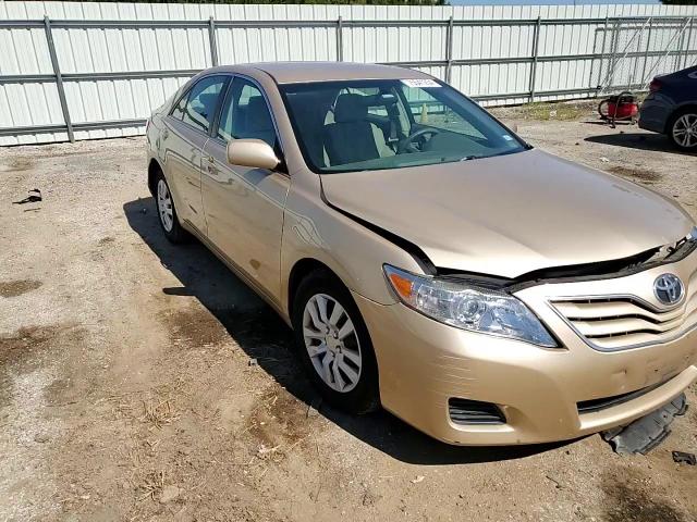 2010 Toyota Camry Base VIN: 4T1BF3EK8AU004158 Lot: 75541254