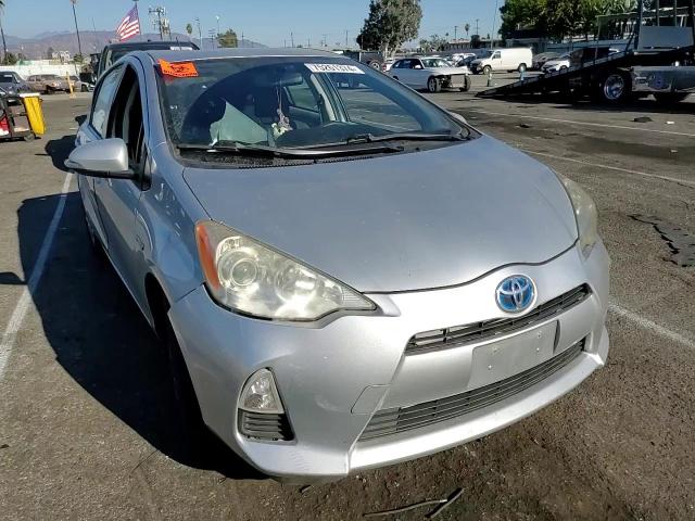 JTDKDTB32E1558567 2014 Toyota Prius C