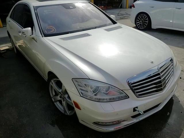 2013 Mercedes-Benz S 550 4Matic VIN: WDDNG9EB9DA523894 Lot: 75023904