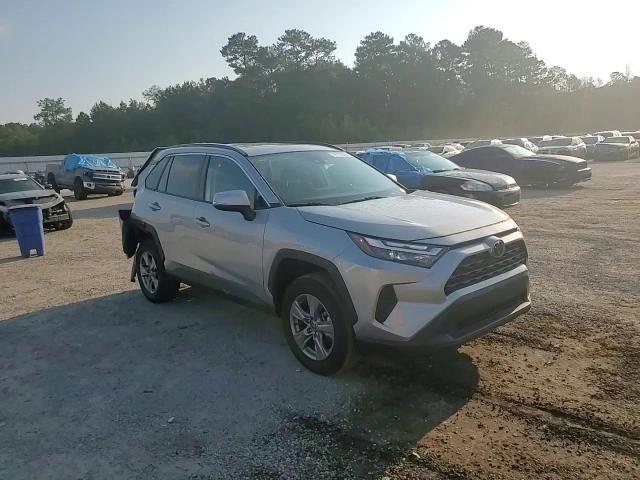 2022 Toyota Rav4 Xle VIN: 2T3W1RFV3NW189728 Lot: 74119964