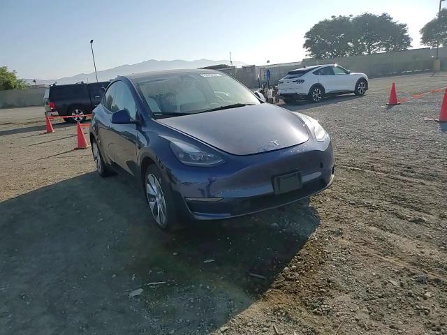 7SAYGDEE5PF624921 2023 Tesla Model Y