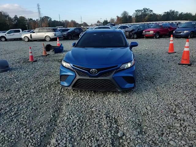 2018 Toyota Camry - Image 10
