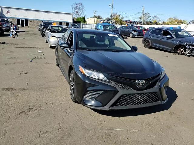 2018 Toyota Camry - Image 11