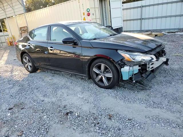 2019 Nissan Altima - Image 11
