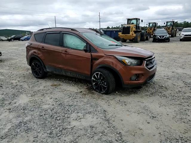 1FMCU9GD5HUB22531 2017 Ford Escape Se