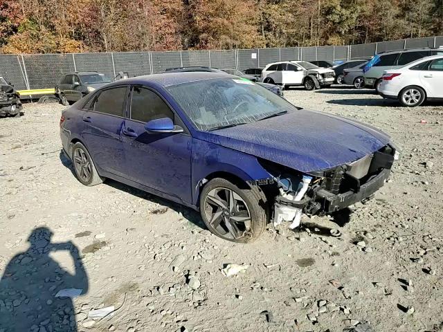 2023 Hyundai Elantra - Image 10