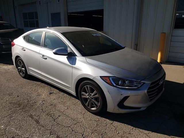 5NPD84LF3JH268479 2018 Hyundai Elantra Sel