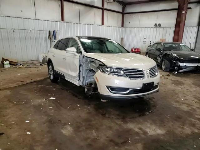 2016 Lincoln MKX - Image 15