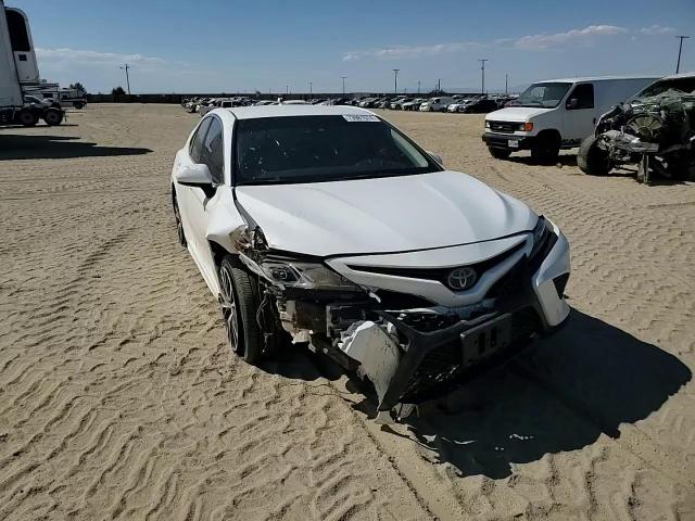 4T1B11HK3JU678653 2018 Toyota Camry L