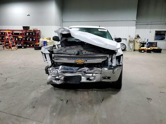 2012 Chevrolet Silverado - Image 14