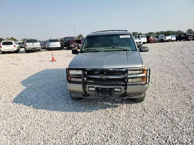 2000 Chevrolet Tahoe K1500 VIN: 1GNEK13R0YR186962 Lot: 74570324