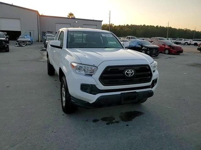 2017 Toyota Tacoma Access Cab VIN: 5TFRX5GN8HX083083 Lot: 75679864