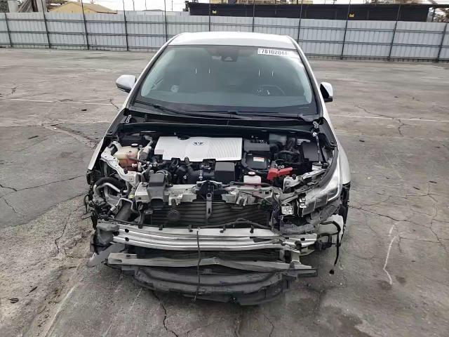2017 Toyota Prius - Image 10