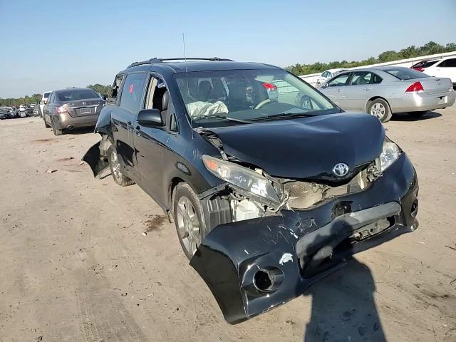 5TDXK3DC8BS052457 2011 Toyota Sienna Sport