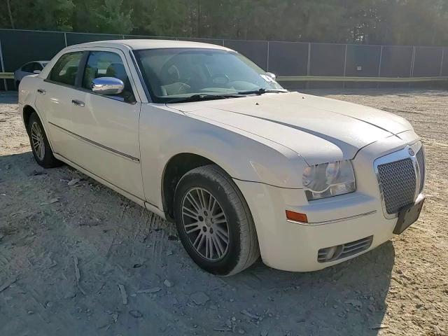 2010 Chrysler 300 Touring VIN: 2C3CA1CV6AH281214 Lot: 75074864