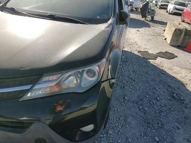 2015 Toyota RAV 4 - Image 12
