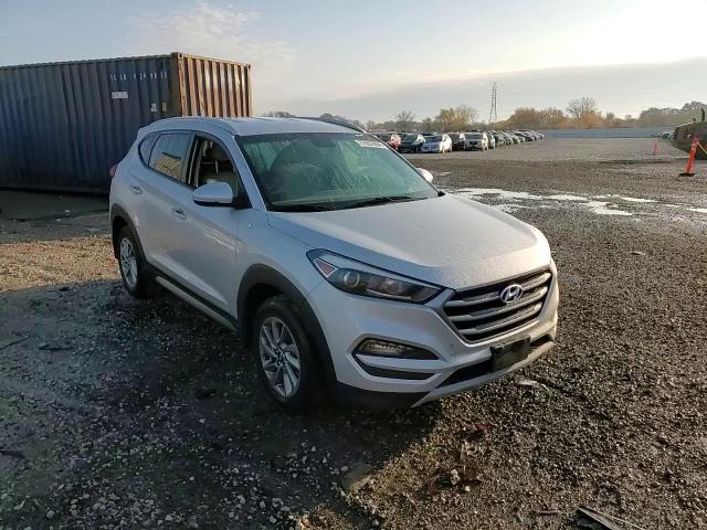 2017 Hyundai Tucson - Image 12