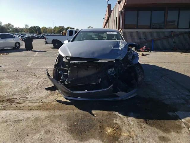 2017 Hyundai Sonata - Image 11