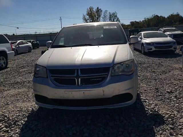 2012 Dodge Caravan - Image 11