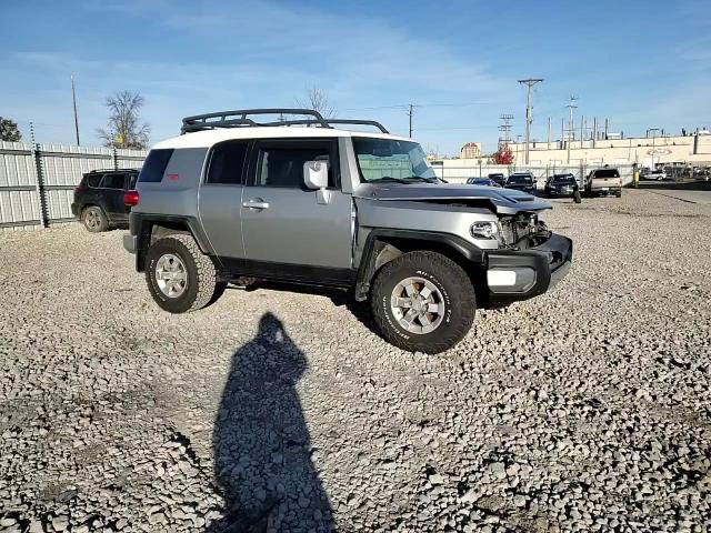 2011 Toyota Fj Cruiser VIN: JTEBU4BFXBK101300 Lot: 72077914