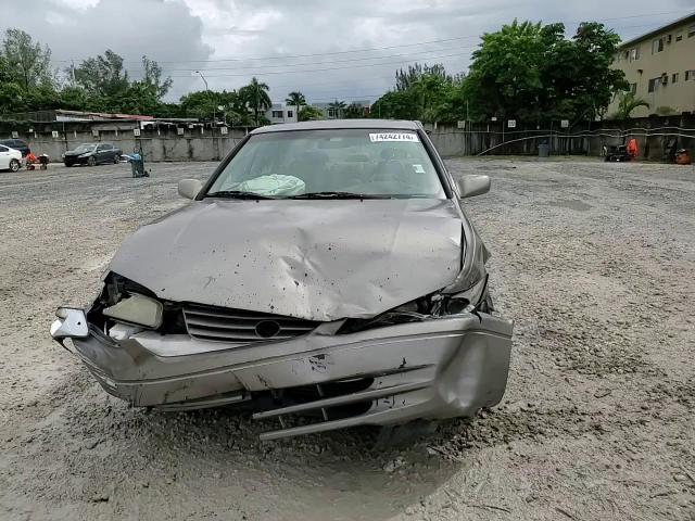 1999 Toyota Camry Le VIN: 4T1BF28KXXU083377 Lot: 74242774