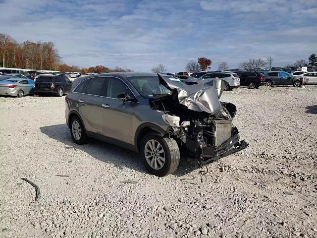 2019 Kia Sorento - Image 11