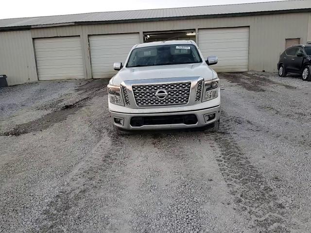 2017 Nissan Titan - Image 14