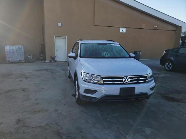 2019 Volkswagen Tiguan S VIN: 3VV1B7AX1KM050099 Lot: 77044994