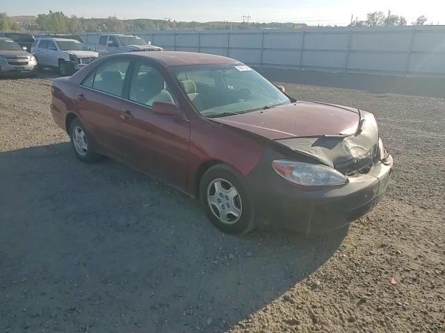 4T1BF32K92U027440 2002 Toyota Camry Le