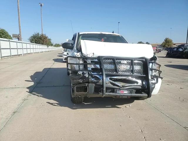 2011 Chevrolet Silverado - Image 10
