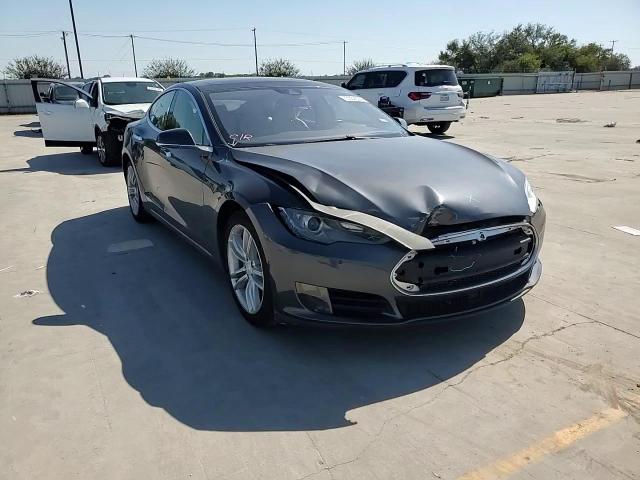 2015 Tesla Model S VIN: 5YJSA1E11FF118307 Lot: 73352334