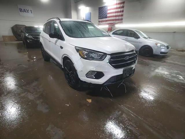 2019 Ford Escape - Image 13