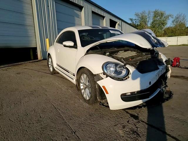 3VWRL7AT0DM656182 2013 Volkswagen Beetle